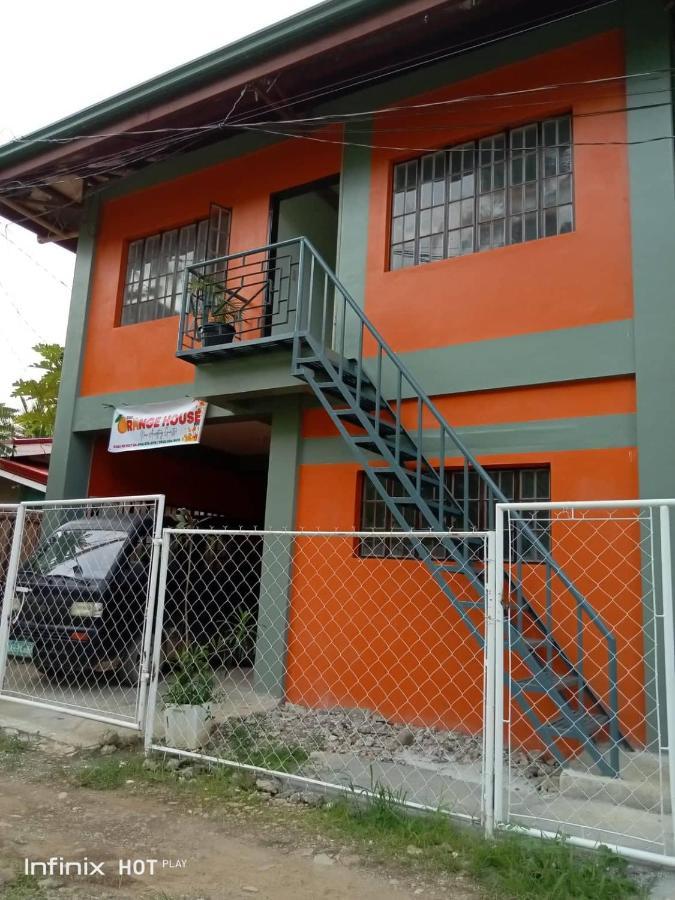 Estrelle Orange House - Backpackers Hub Apartamento Puerto Princesa Exterior foto